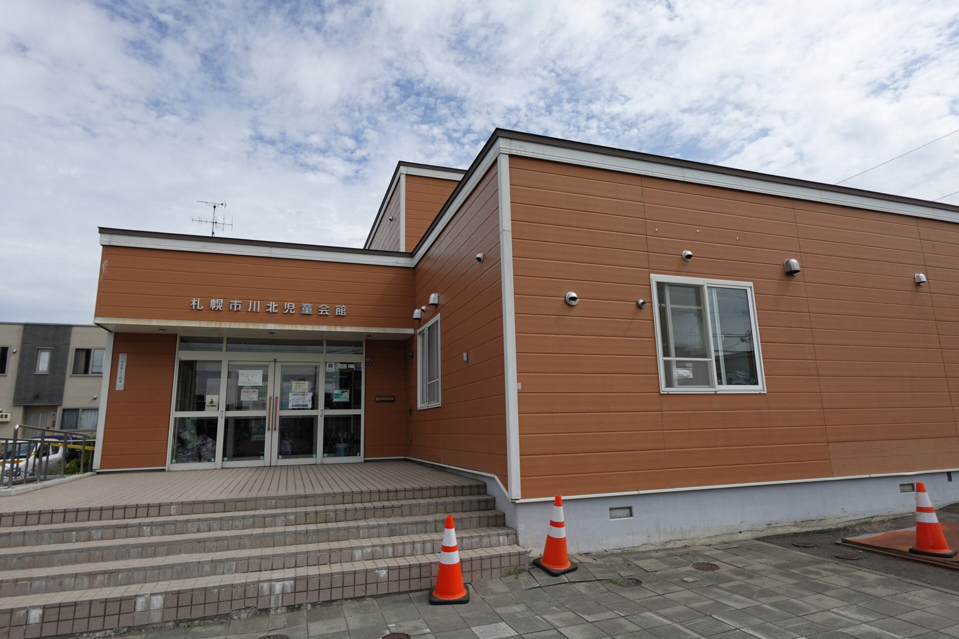 川北児童会館の外観写真